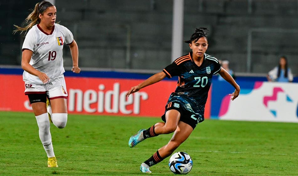 Con récord de asistencia, la selección argentina de fútbol femenino perdió contra Venezuela 3