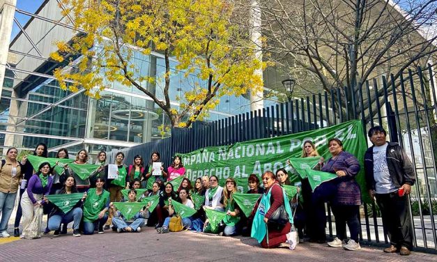 CABA: este jueves habrá un pañuelazo en defensa del derecho al aborto