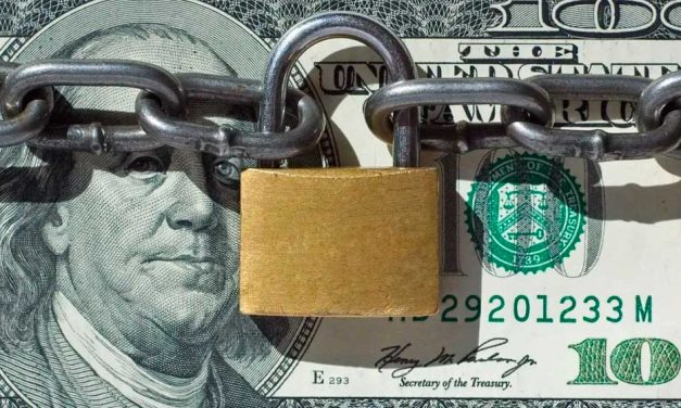 Crisis económica: el gobierno presentó nuevos impedimentos para acceder a los dólares