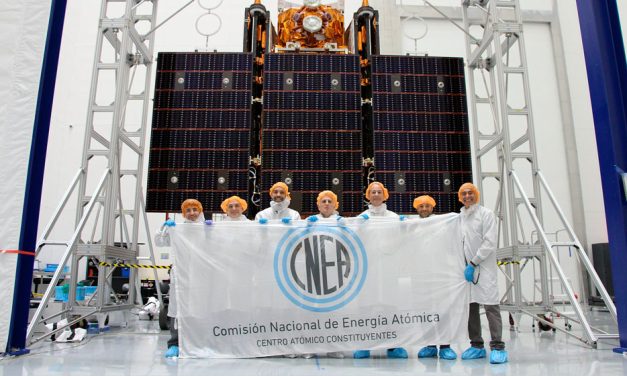 Tecnología made in Argentina, por primera vez fabrican celdas solares espaciales 