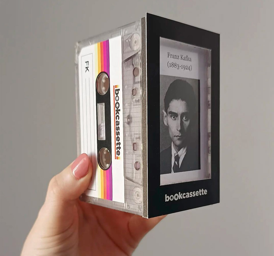 2 Credito Instagram Bookcassette