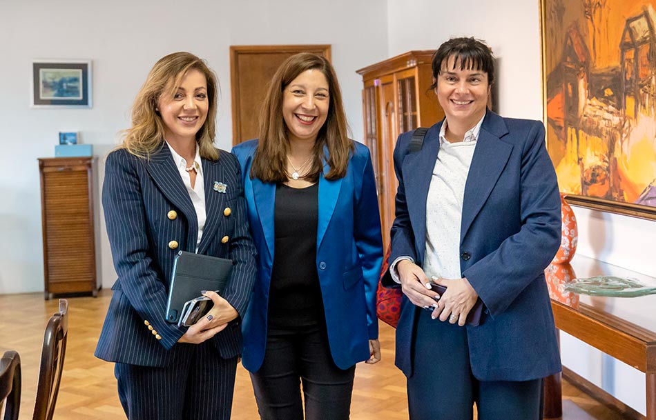 3 Comienza la discusion por el manejo de las represas hidroelectricas de la Patagonia rionegro.gov .ar