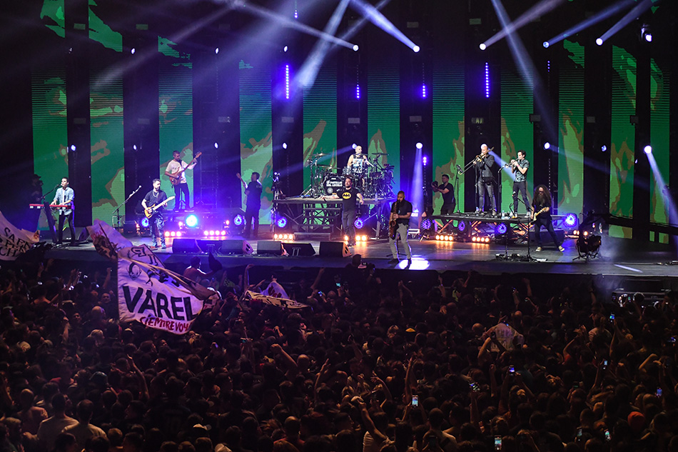 Las Pastillas del Abuelo encabezaron una fiesta de razones en el Movistar Arena