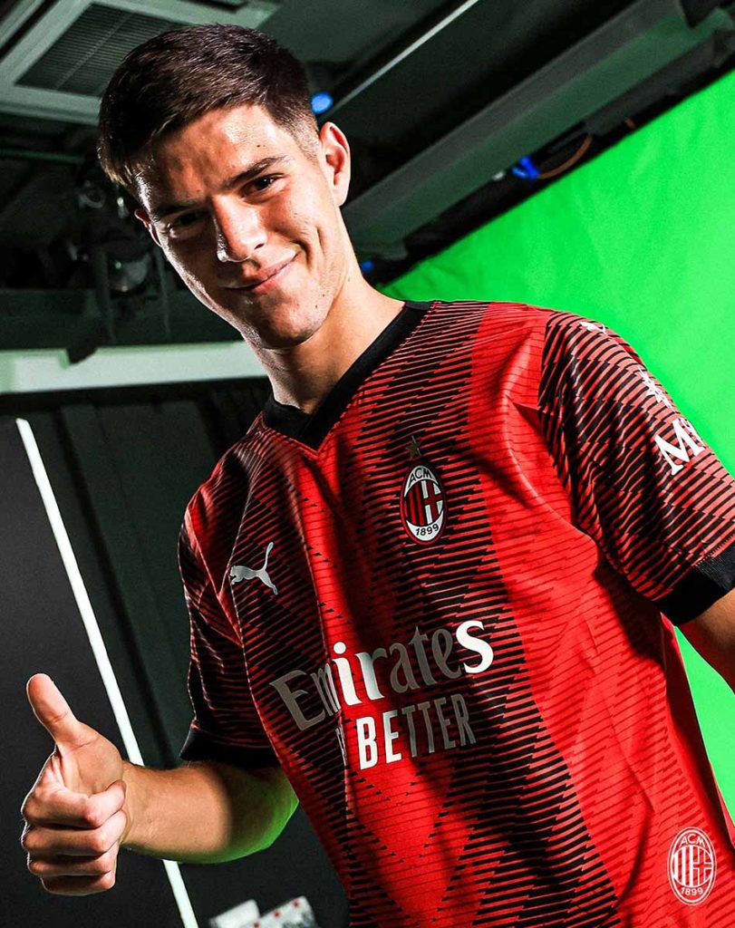 3. Credito @acmilan