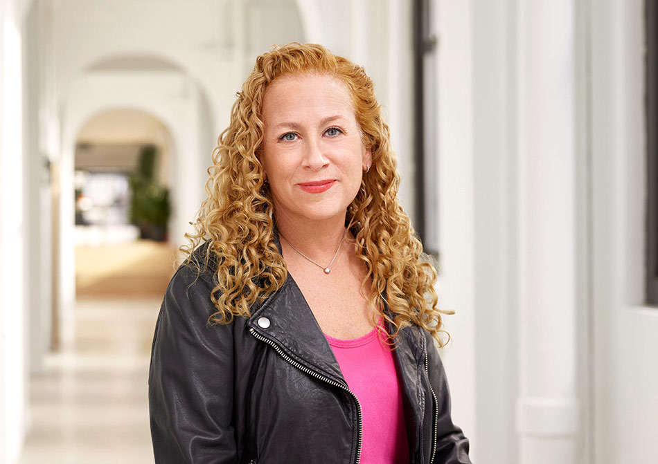 2 Escritores estadounidenses demandan a chatGPT por el uso de sus obras Twitter Jodi Picoult