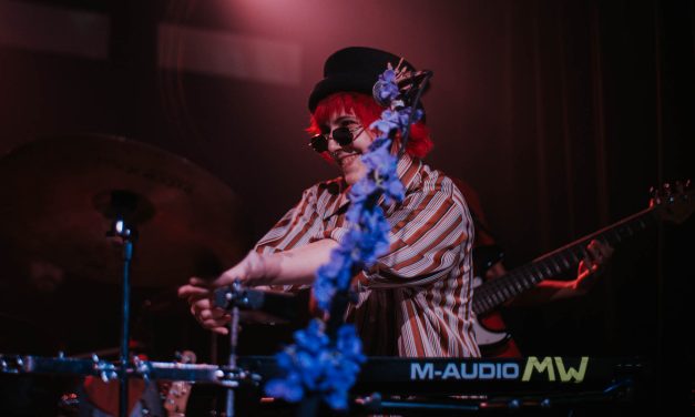Melanie Williams presentó “TReSMO” en el Club de Arte Tempuja