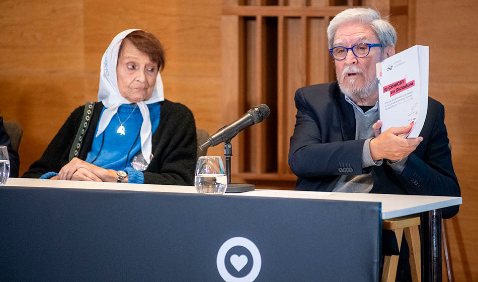 El CONICET y un emotivo reconocimiento a víctimas de la última dictadura cívico-militar