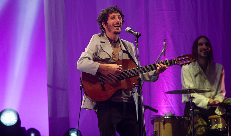 Adrián Berra presentó “Respirar bajo el agua” en el Ópera: crónica de una noche llena de recuerdos