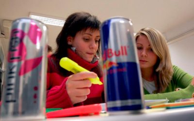 El daño a la salud que esconden las bebidas energizantes