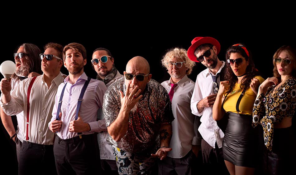 La Burrita Cumbión se renueva con su disco “Al revés” 3