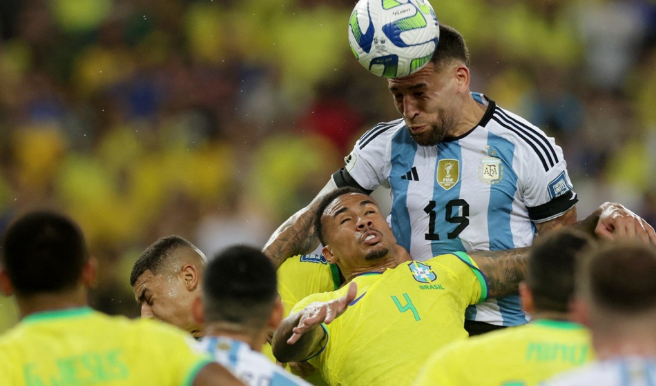 La selección logró otro Maracanazo, recuperó la cima de las Eliminatorias y rompió un récord 1 La Scaloneta logró otro Maracanazo, recuperó la cima de las Eliminatorias y rompió un récord 1