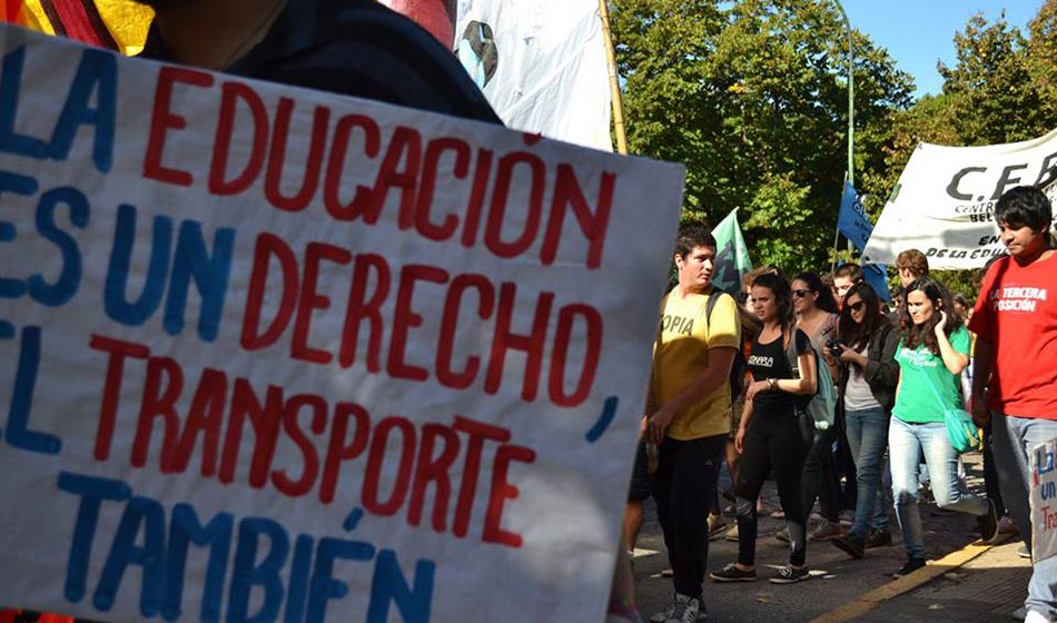 Organizaciones estudiantiles de la UNLP rechazan las propuestas privatizadoras de Milei 1