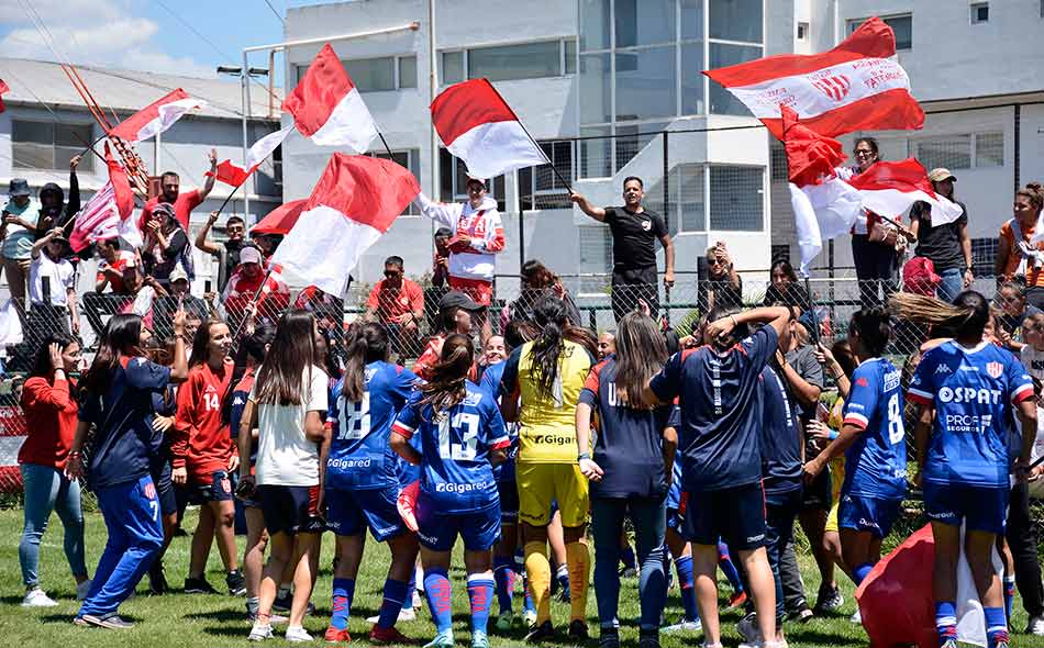 Fútbol femenino: Unión gritó campeón y va por el ascenso 3 FOTO 3 CREDITO Estela Garcia