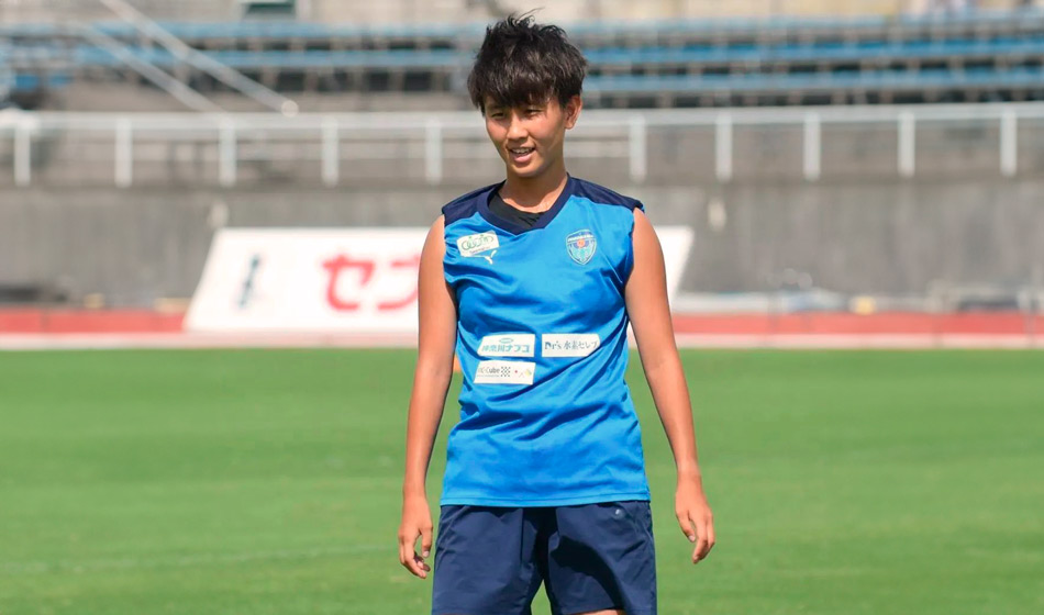 Otra japonesa se suma al fútbol femenino: Runa Watanabe competirá en Ferro Carril Oeste 1