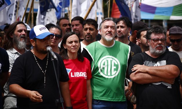 El pueblo argentino sale a la calle: la necesidad y urgencia de parar al poder
