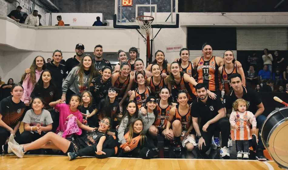 El Club Reconquista sigue en lo más alto del básquet platense femenino 1