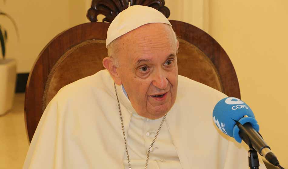 DESTACADA Papa Francisco. la Iglesia no rechaza a las personas homosexuales Julian Haramboure