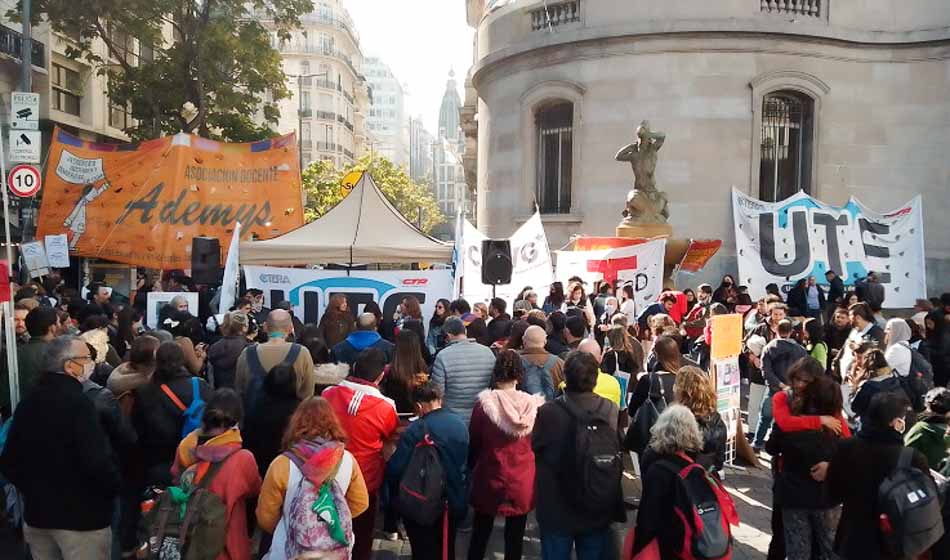 Destacada Critica y movilizacion gremial a la reforma del estatuto docente La Izquierda Diario Jorge M