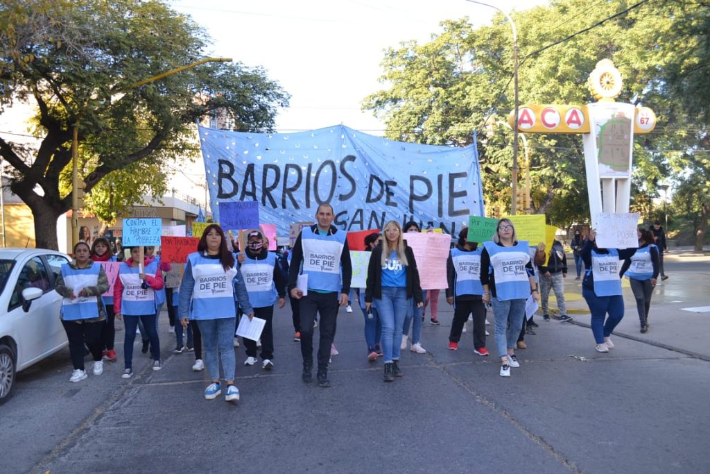 Foto 3 Comenzo la Gran Marcha Federal organizada por Unidad Piquetera barrios de pie san juan Silvia Raggio