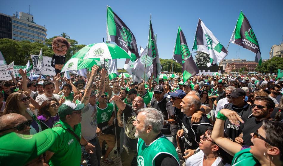 “Que Bullrich no se ilusione porque no va a poder aplicar ningún protocolo y no vamos a caminar obedientes y por la veredita”, afirmó el Secretario General de ATE, Rodolfo Aguiar. Crédito: ATE