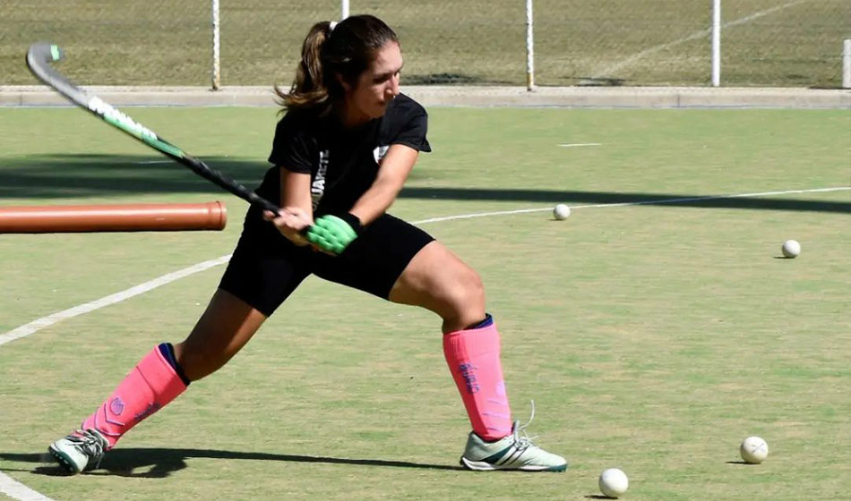 Foto1 Una correntina clasifico para el mundial de hockey Credito Estela Ayala Sebastian Molina