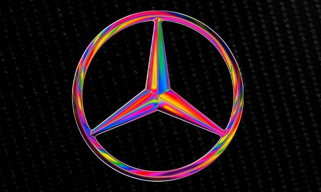 Mercedes cambió su logo de F1 en apoyo al mes del Orgullo LGBTQIA+