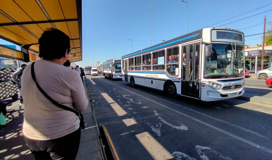 aumentos en transporte y alimentos en el segundo mes de gobierno de Milei