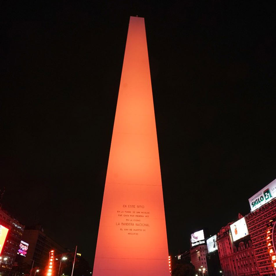 Diversos monumentos de la Ciudad de Buenos Aires se iluminaron de rojo para dar la bienvenida al Año Nuevo Chino. Crédito: buenosaires.gob.ar