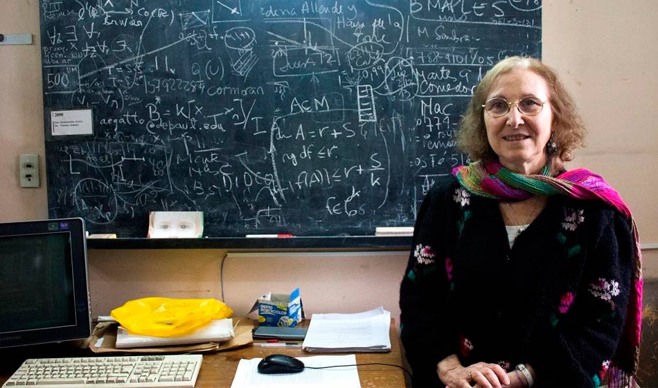 Alicia Dickenstein, la primera mujer que presidirá la Academia Nacional de Ciencias Exactas, Físicas y Naturales
