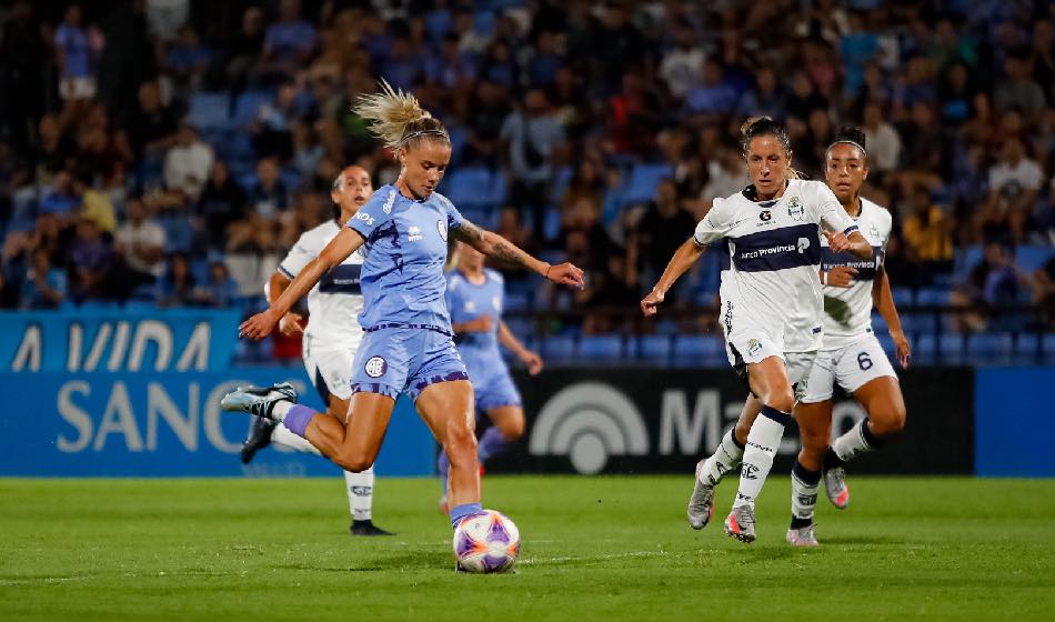 fútbol femenino