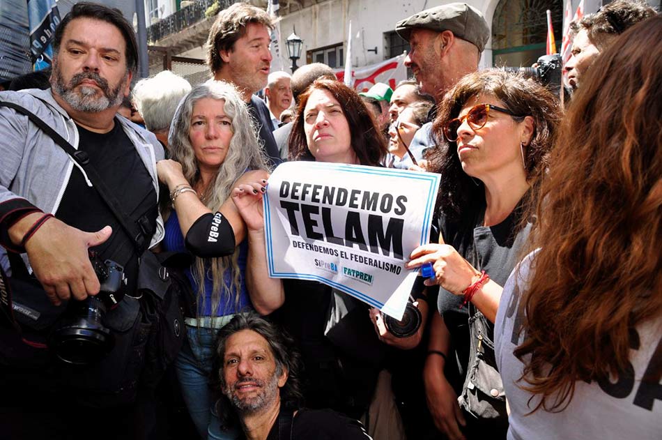 2 Ordenan cerrar las corresponsalias de Telam en todo el pais y continua la lucha de sus trabajadores Federico Groba