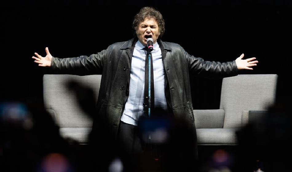 Sin Pacto y con protestas: Javier Milei celebra el 25 de Mayo en Córdoba