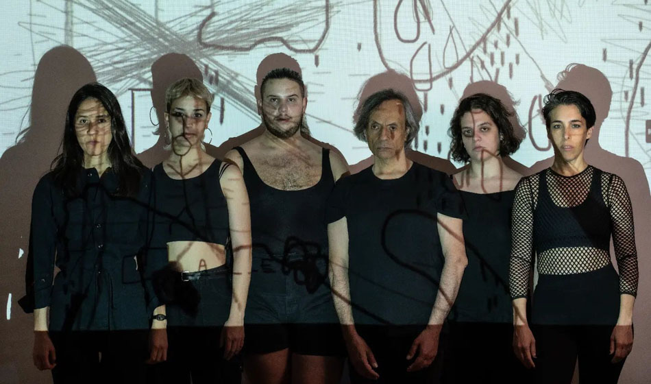 Explora y disfruta de algunos de los más destacados espectáculos gratuitos en diversos espacios culturales de la ciudad, como la obra “Cantata para una rumia mental”, y su historia conmovedora. Crédito: @cantataparaunarumiamental