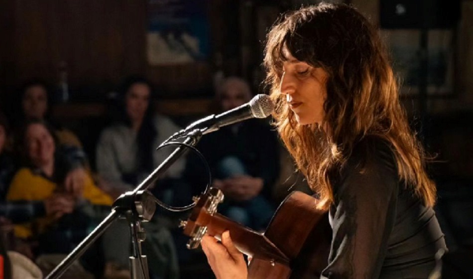 Descubrí en esta nota nuestras sugerencias para que disfrutes lo mejor en este otoño en la ciudad, como escuchar buena música de Lv Rod y su universo de canciones en el Centro Cultural Recoleta. Crédito: @lvrod