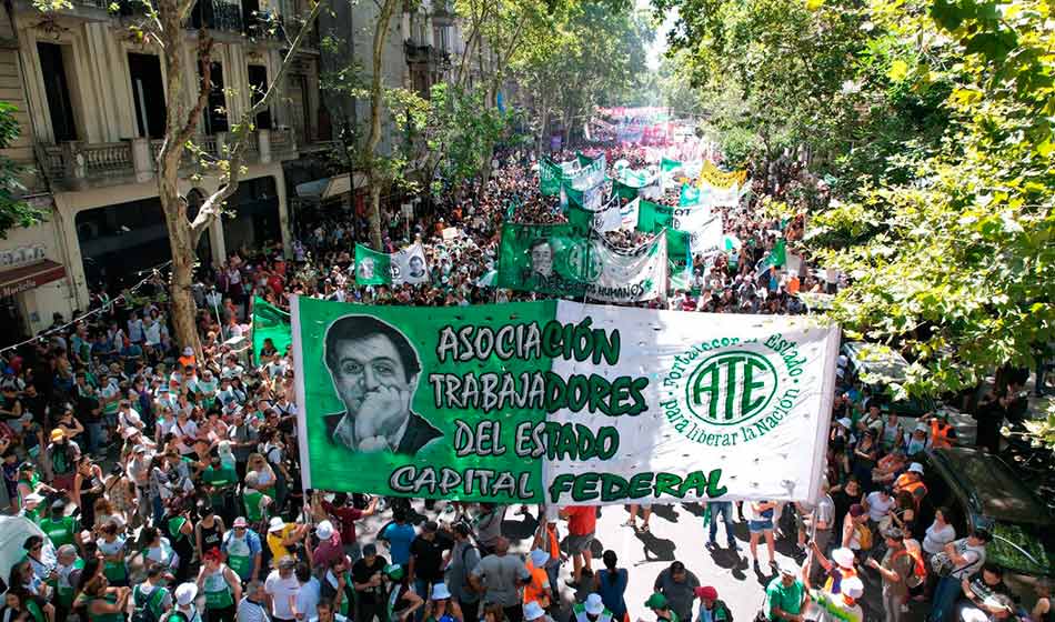 Contra la estigmatización y el SEP, ATE Capital se moviliza al Ministerio de Sturzenegger 1 ate capital