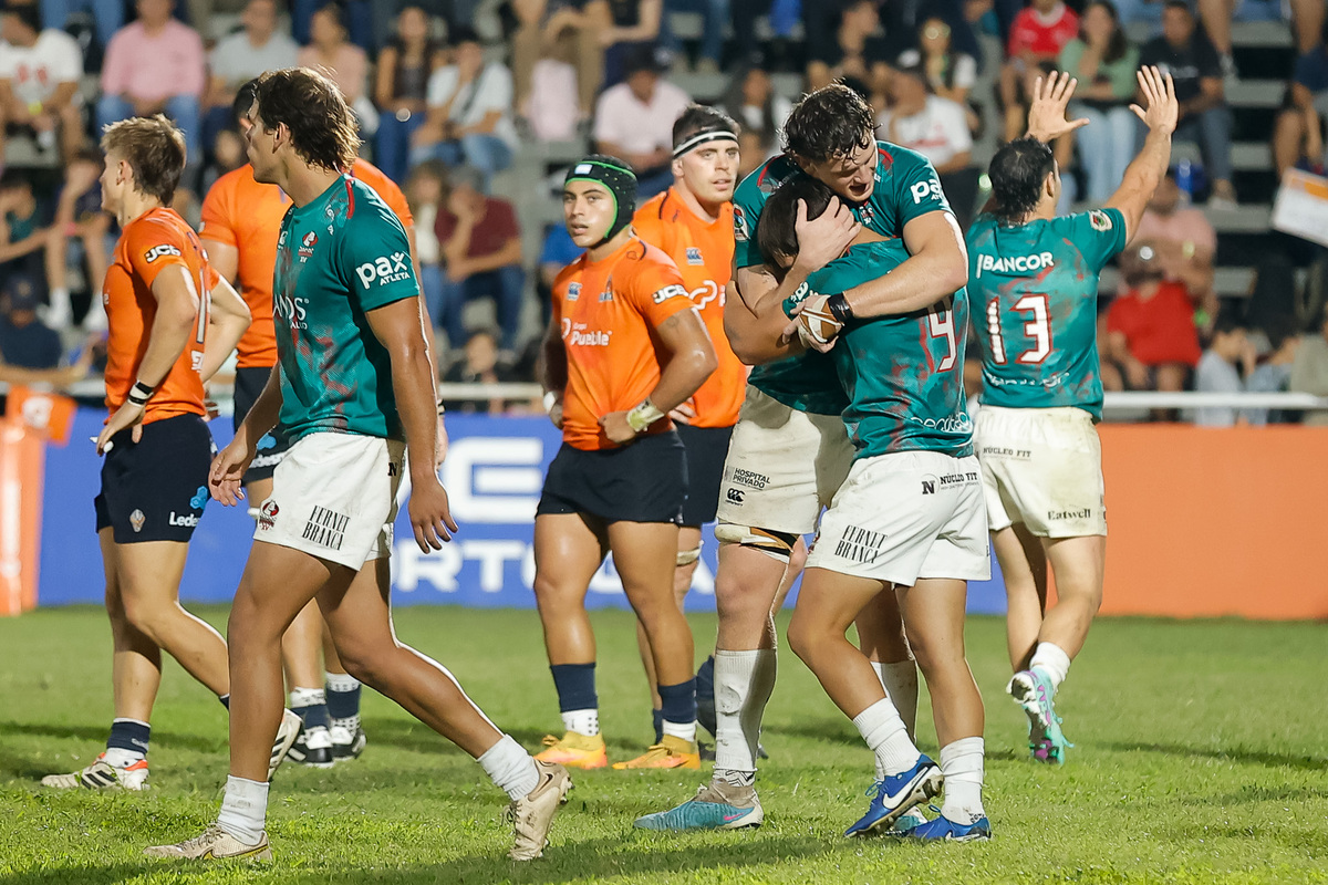 Dogos XV vs Tarucas