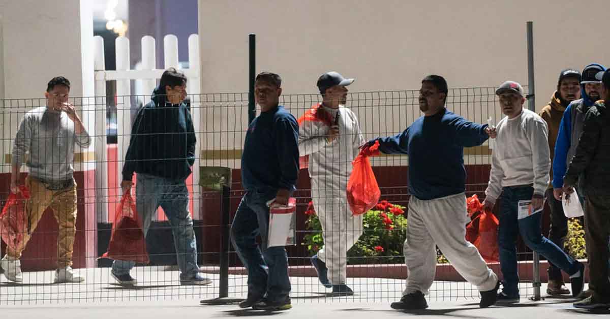 Migrantes ingresan a Mexico despues de ser deportados Credito Feliz Marquez AP