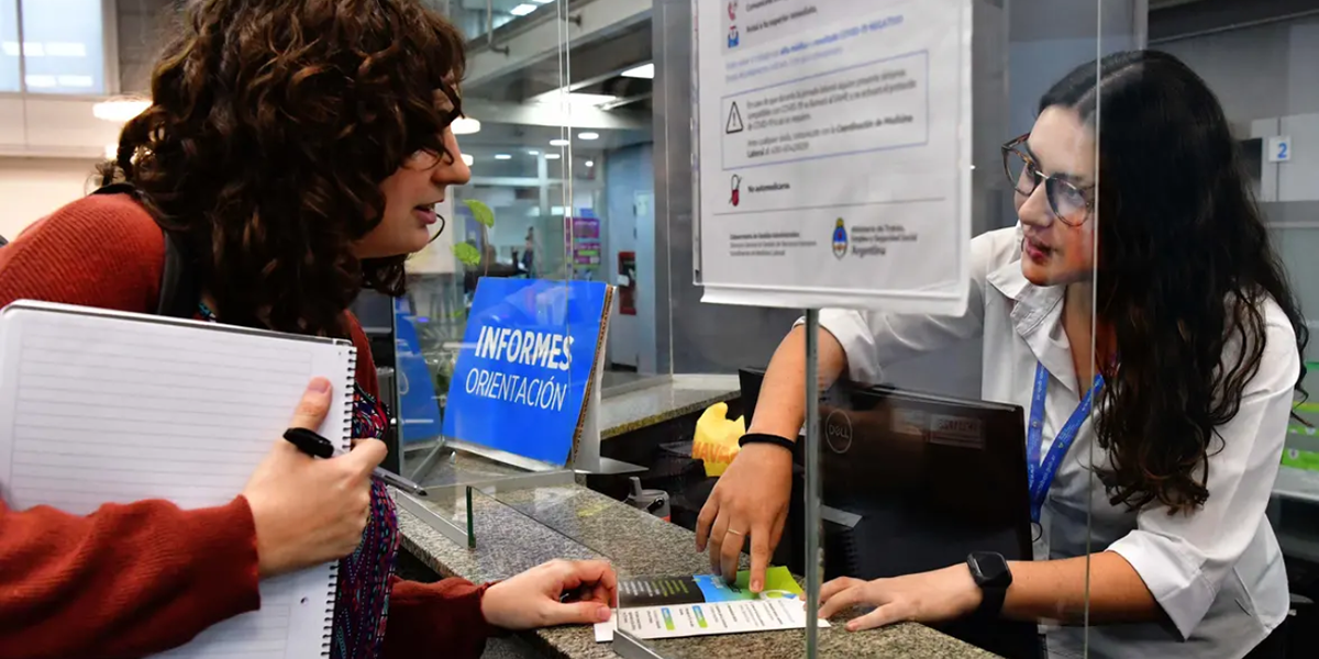 Informe CEPA: el Gobierno recortó casi 49 mil puestos públicos 1 cepa