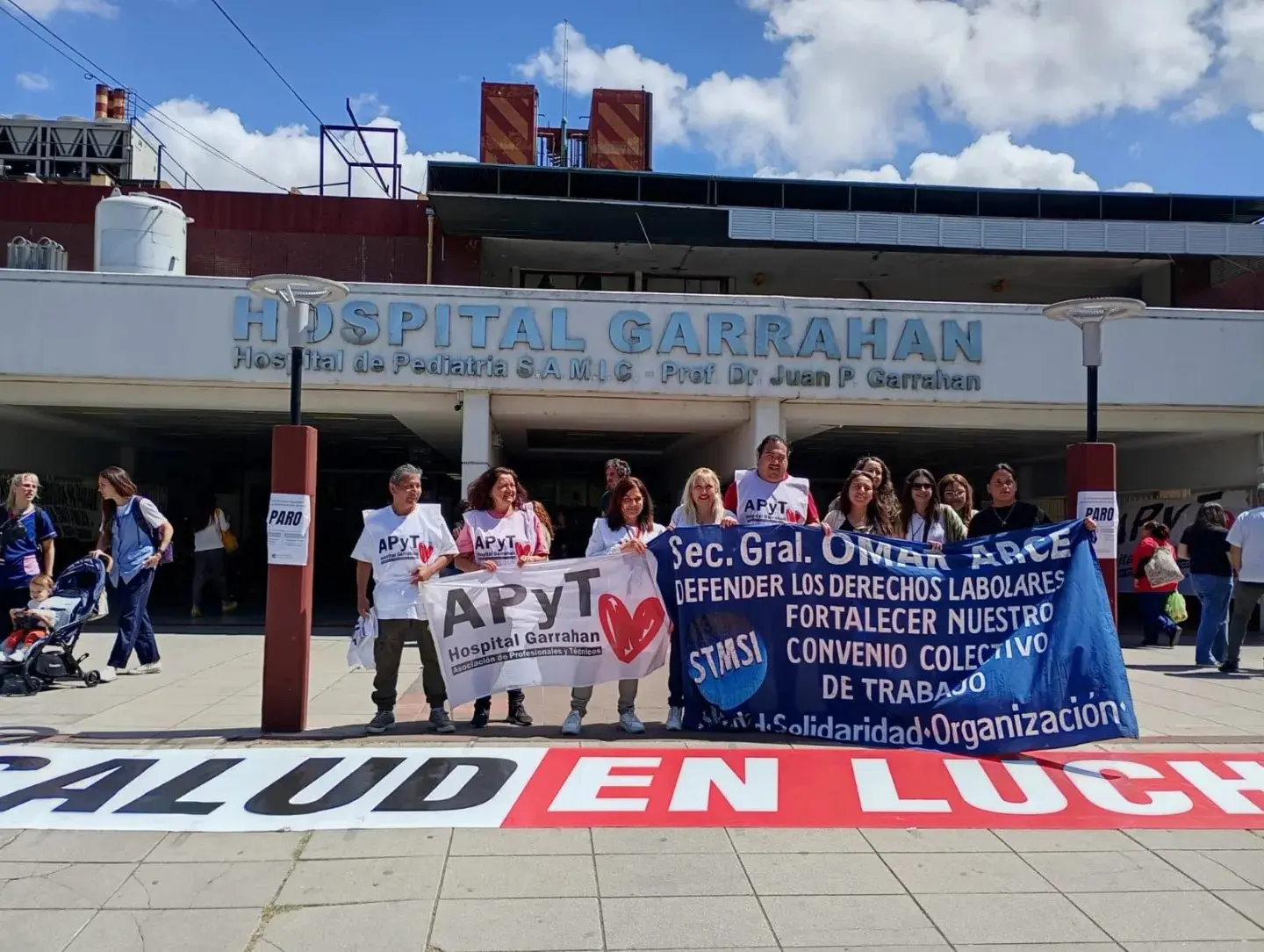 Emergencia en el Garrahan: gran abrazo social y paro de 48 horas en defensa del hospital pediátrico 1 Garrahan