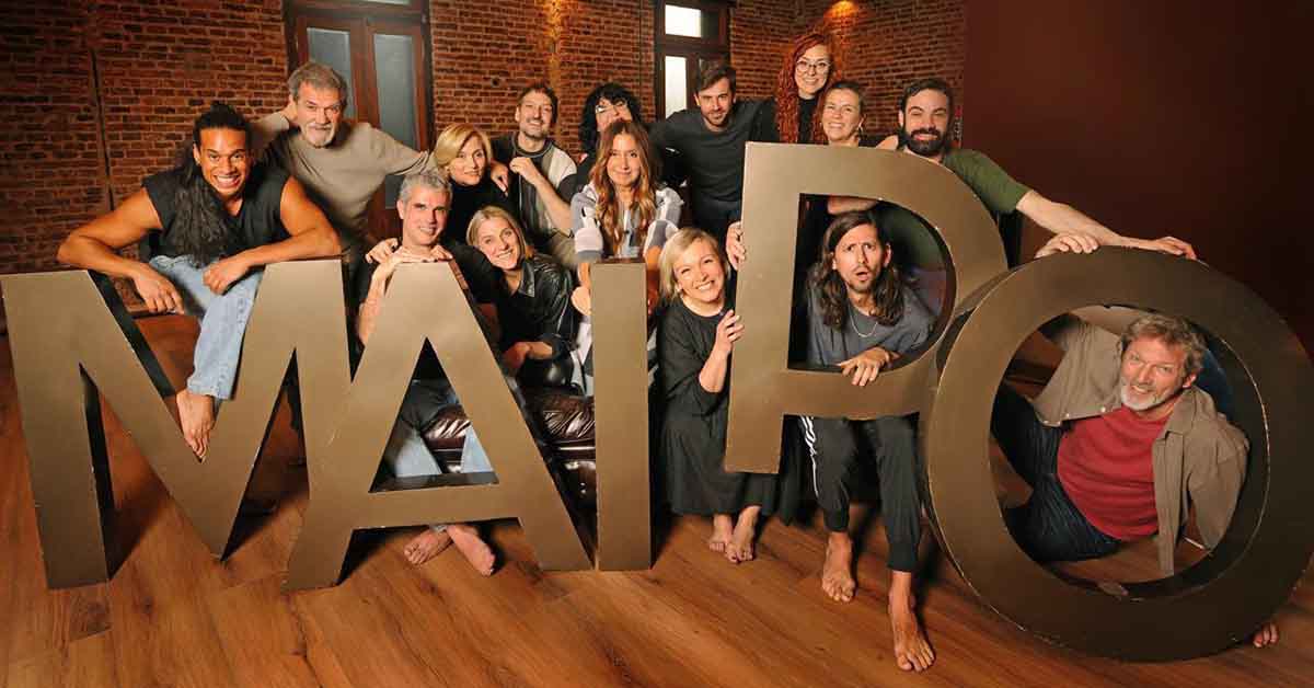 Un reencuentro con la Humanidad: “Come From Away” está de vuelta 1 Come From Away