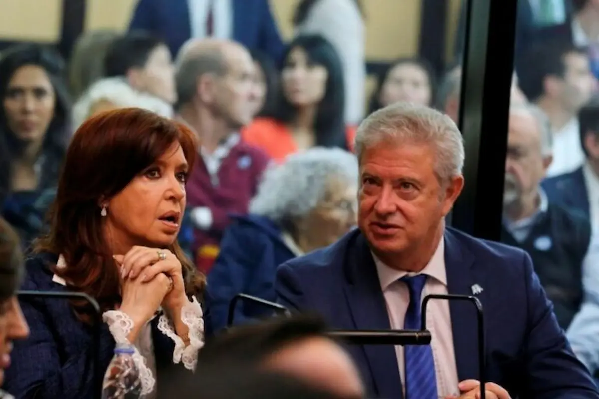 Solicitaron la prisión domiciliaria para Cristina Fernández 1 cristina