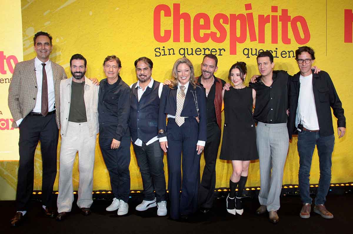 Elenco de Chespirito Sin Querer Queriendo Credito GettyImages 1