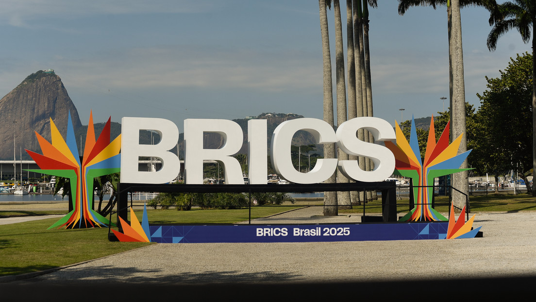 “El dólar es el rey”: Trump amenaza a los BRICS con aranceles 1 brics