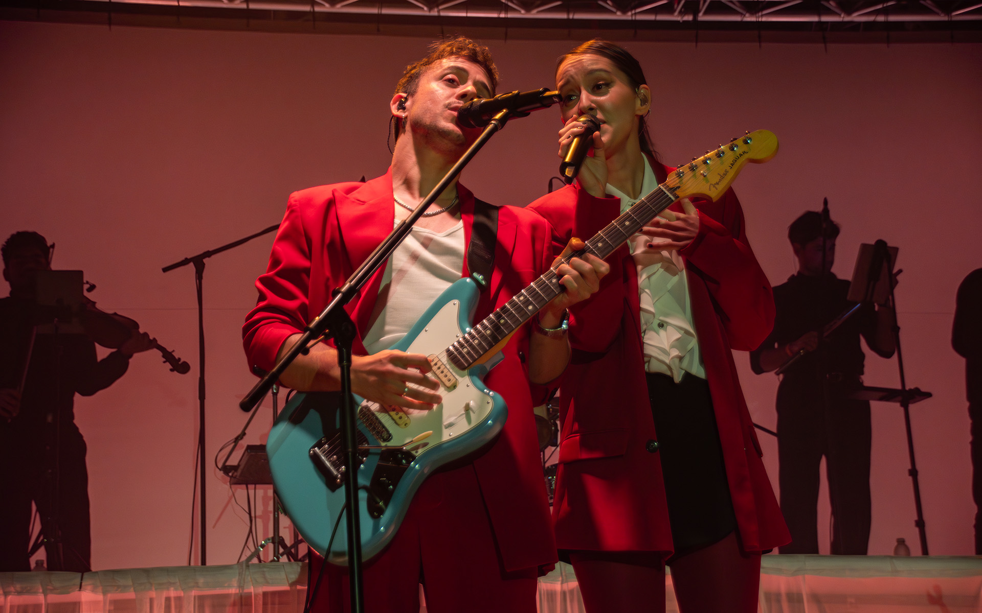 Ainda presentó Fuimos los dos junto a orquesta 1 DSC 1108