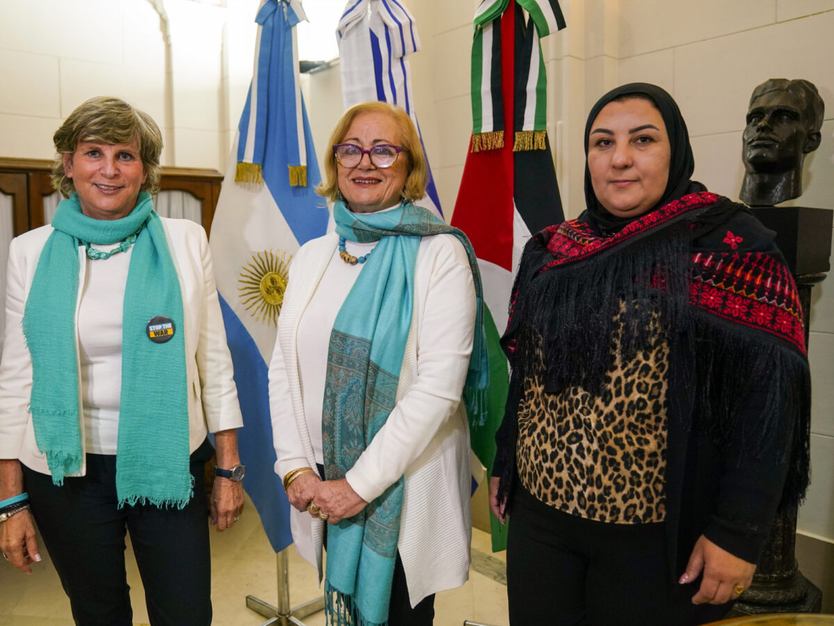 mujeres de israel y palestina unidas para reclamar por la paz no queremos enterrar mas hijos 1