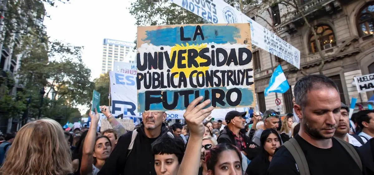 Sin autocrítica y con más ajuste: Milei amenaza a las universidades y al Garrahan 1 universidades