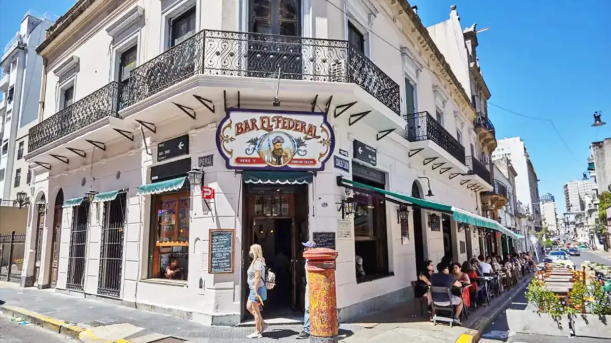 La edición 2025 de “La Noche de los Bares Notables” revaloriza la cultura porteña 1 Bares
