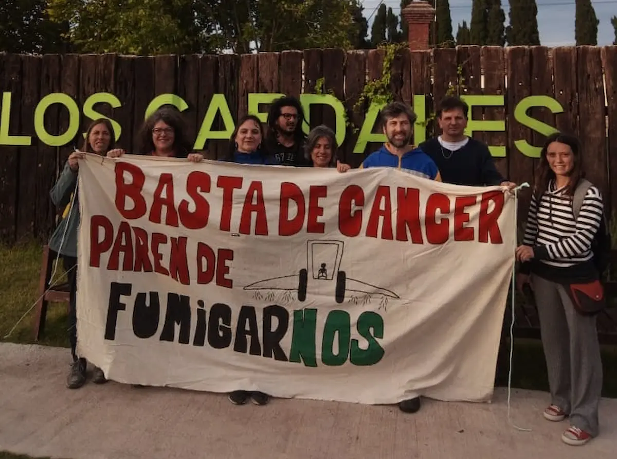 “Proyecto del veneno”: la Red de Pueblos Fumigados alerta por la posibilidad legal de habilitar agrotóxicos a 10 metros de zonas habitadas 1 Pueblos Fumigados 1