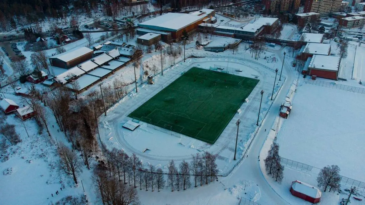 Cómo cambian las apuestas deportivas con las estaciones del año 1 estadio de fútbol en invierno