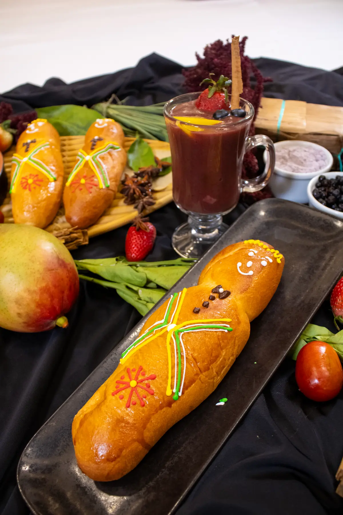 ¿Por qué en el Día de Difuntos se come colada morada y guaguas de pan en Ecuador? 1 Día de Difuntos